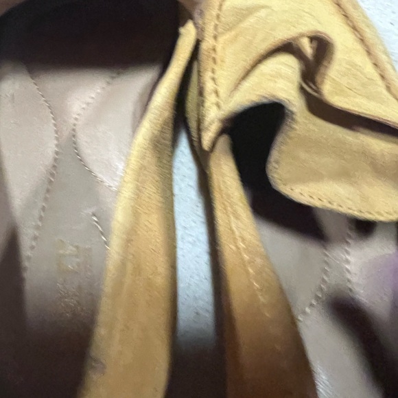 Born Womens Melinda Loafer Flat Shoes Yellow Suede Slip On Penny Solid - Picture 6 of 8